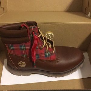 Holiday edition women’s timberland